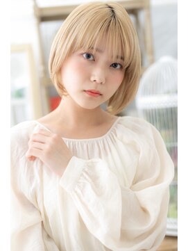 カバーヘア ブリス 戸田公園西口店(COVER HAIR bliss) 外国人風大人可愛い前下がり小顔金髪ボブh2戸田公園10代20代30代