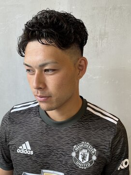 フランクスバーバーリザーブ 人形町店(FRANK’S BARBER RESERVE) ミドルスキンフェードハードパーマ　ｙ