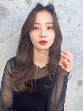 シーシンジュク 新宿南口(Sea shinjuku) 韓国風前髪×レイヤーカット【新宿/前髪/レイヤーカット】