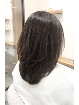 シア 新越谷店(SHEER) ミディアムレイヤー