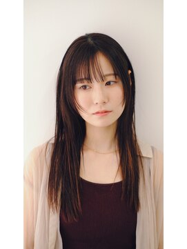 スリー スタンド(THREE STAND) シンプル / セミロング / 地毛風カラー /レイヤー