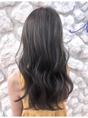 【Moana Lua】#ハイライト#レイヤーカット#アッシュ#大人可愛い