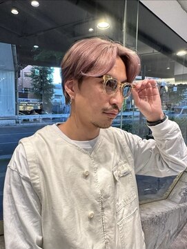 ヲタク(wotaku.) ピンクカラーセンター分けメンズハイトーンメンズダブルカラー