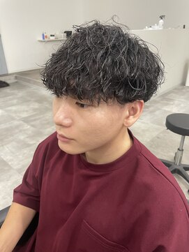 テン(TEN.) 波巻きスパイラルパーマ◎