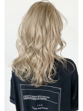 ルミヘアー 金沢駅西口店(Lumi hair) ★ハイトーンカラー/ミルクティーベージュ/シルバーアッシュ