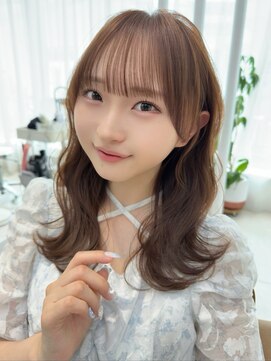 レイリー 原宿 表参道(Rayreee) 愛され感たっぷりのシースルーバングと柔らかベージュレイヤー