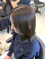 クオン 伊勢崎(QUON.) オリーブグレージュ