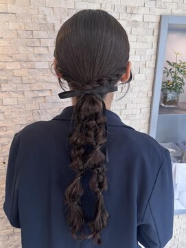 ツイン編み下ろし × リボンアレンジ