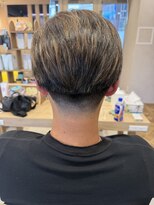 エルア(elua)&nbsp;刈り上げハイライトマッシュ