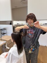 サルー ヘアーメイク