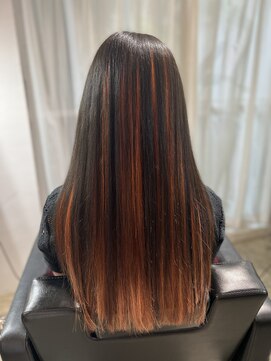 ツムグ 代官山店(TUMUGU) 30代40代50代大人可愛いモテ髪カタログセクションカラー