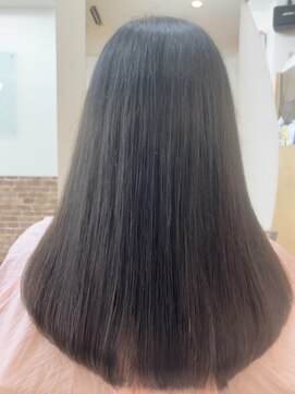 カットハウス はさみの部屋 セミロング/内巻き/ストレート/オーガニック系カラー/前髪あり