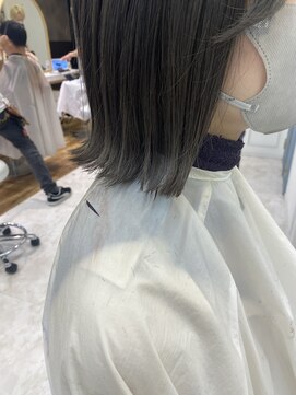 アプリバイリアン 浦和2号店(appri by Rien) ダブルカラー/グレージュ