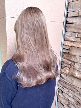 ボイスヘア(voice hair) 神センスのミルクティーブロンド