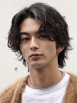 レタッチバイフィフス(RETOUCH by fifth) 波巻きスパイラルパーマメンズマッシュウルフカットメンズパーマ