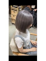 ブルー(BLUE.)&nbsp;切りっぱなしボブ×シルバーカラー