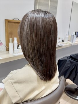 コノアラボ 守谷店(Conoah labo) 白髪ぼかしハイライト/フェミニンロング/似合わせカット/守谷