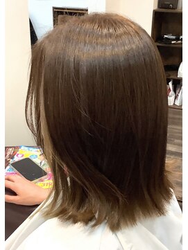 スイート(Sweet) 切りっぱなしボブ/インナーカラー