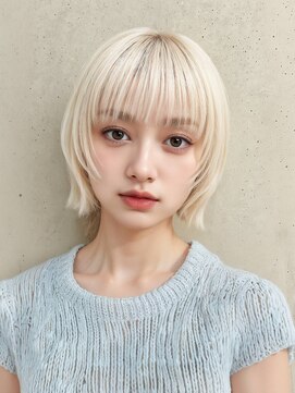 アヴィータ(AVITA) 動きを出したショートスタイル