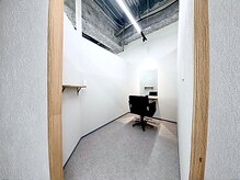 アウリ 六本松(AURI)の雰囲気(落ち着ける個室空間で、極上な一時を【髪質改善/福岡/六本松】)