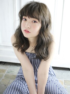 ペイジス(Pages) ＴＨＲＯＷで手に入れる！外国人風ブルッシュ☆カラー