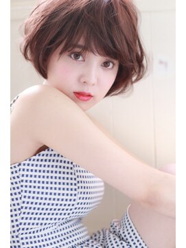 アメリ(Amelie) 軽やかショート