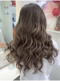 シナモングレージュ