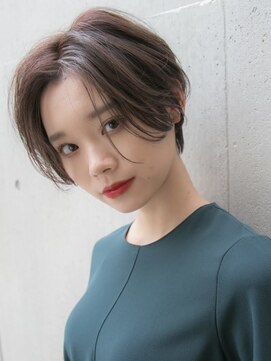 ルティア(Lutia) ハンサムショート モードスタイル