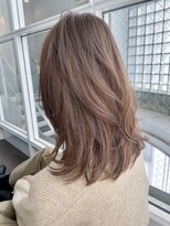 ミリア(MILIA)&nbsp;大人可愛い30代40代50代小顔ウルフレイヤーボブ丸みショートボブ