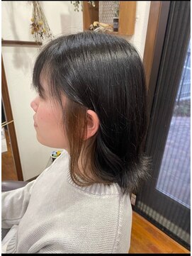 美容室 メザミー MESAMIES 結べるボブ黒髪ハイトーンブラウンイヤリングカラーストレート