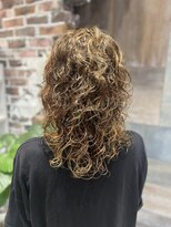 ビューティーマーケット アングゥ イオンモール名取(BEAUTY MARKET ungu)&nbsp;ウェーブ激しめ