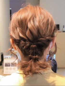 フォーエス(4S) 髪の毛が短くても可愛くヘアアレンジできます