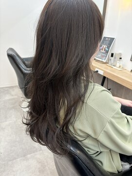 ハグ(HUG) グレイッシュレイヤースタイル！