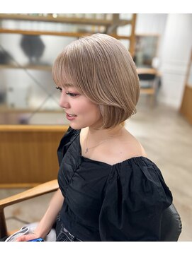 アオゾラヘアーカミノウラ(AOZORA HAIR kaminoura) 韓国風バング×ミルクティー×ショートボブ