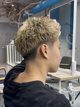 ゼストプール(ZEST POOL) テーパーフェード スパイキーショート 吉祥寺