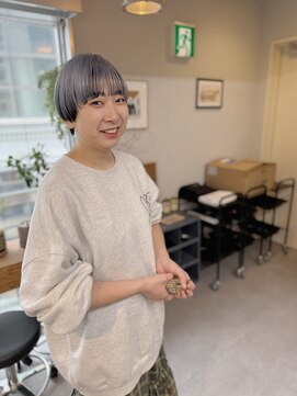 アンドチル 渋谷(AND CHILL) マッシュショート/アンブレラカラー/ブルーシルバー