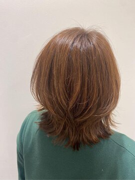 トータルビューティーハナコ(Total Beauty) ミディアムレイヤー