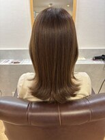 インビテーション(invitation) くびれレイヤースタイル