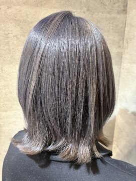 ラベンダーグレージュ/外はねスタイル【池袋東/岸雄一】