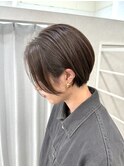 前下がりショートボブスタイル