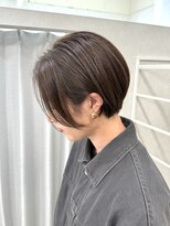 ルフトバイアンビエンテ(Luft by ambiente)&nbsp;前下がりショートボブスタイル