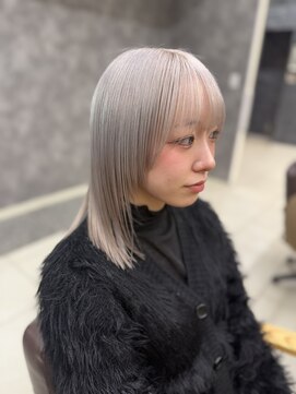 ラウル(Laulu) 黒髪/クラゲヘアー/オリーブグレー/小顔/ココアベージュ/佐倉