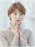 耳掛けで抜け感☆ナチュラルなマッシュショート