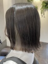 エイル 西梅田(eyl)&nbsp;外ハネBob × インナーシルバー ☆