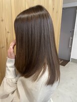 ヘアサロン トゥーシー(2C)&nbsp;ナチュラルストレートミディ