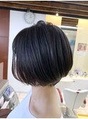 20代30代40代大人可愛い丸み前下がり黒髪軽やかショートボブ