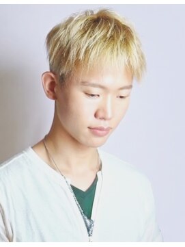 ミスグランディーヴィラス(Miss Grandee VILLAS) ハイトーンブリーチメンズツーブロック