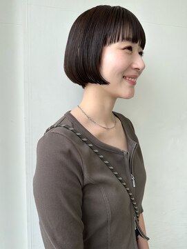 ラパンセヴェール(LA PENSEE VERT) 【LA PENSEE カホ】前上がりミニボブ