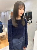 オリーブグレージュ×レイヤーカット