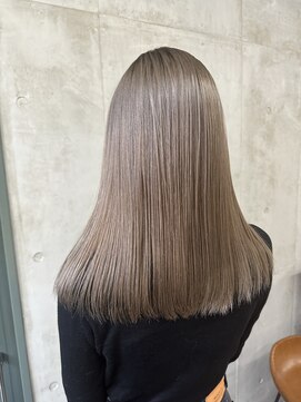 ソルトウォーター(SALT WATER) グレージュカラー ブリーチあり